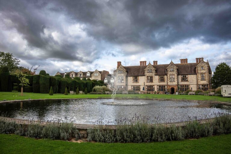 Billesley Manor introduces braille marriage ceremony information