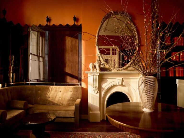 Grand Resort Bellevue opens in London