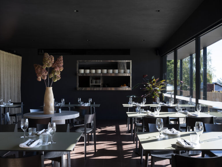 Orange’s Rowlee Wines opens restaurant and bar – hospitality