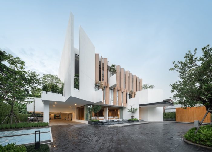 Riva Vista Riverfront Resort