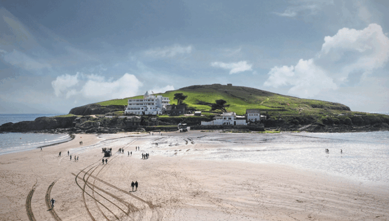Burgh Island Lodge withdraws from market after refinancing