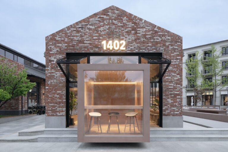 1402 Espresso Store in Aranya | B.L.U.E. Structure Studio