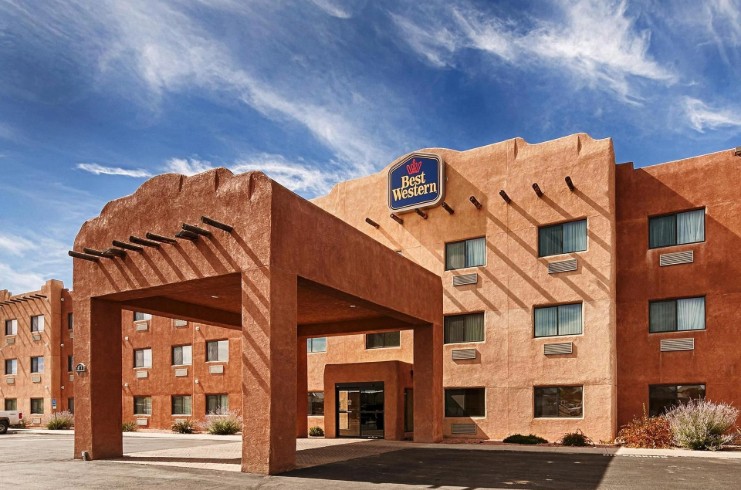 HREC Arranges Sale of Greatest Western Territorial Inn & Suites