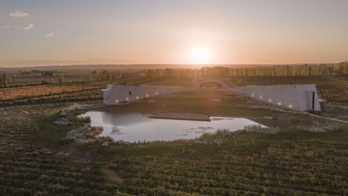 bodega alpamanta japaz guerra arquitectos 7 Alpamanta Winery