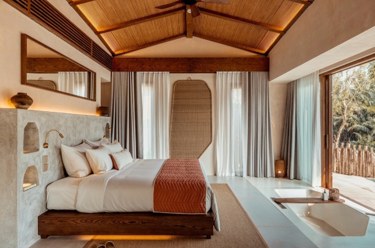 Small Luxurious Lodges of the World Debuts Name-to-Motion Report