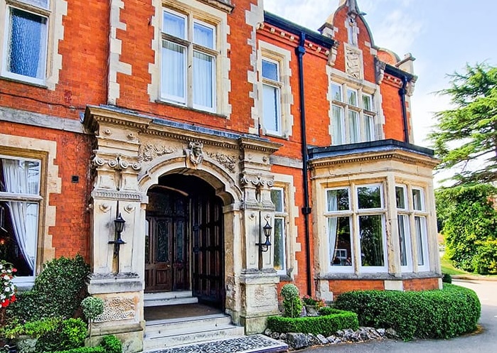 Oaklands Corridor joins Traditional British Resorts