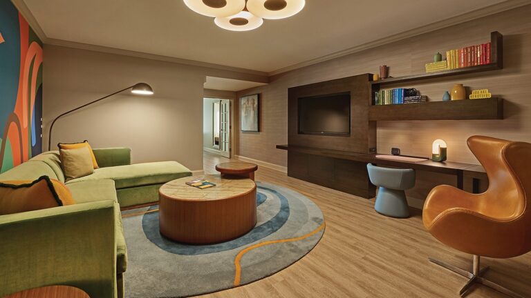 Hyatt Centric Chicago Magnificent Mile